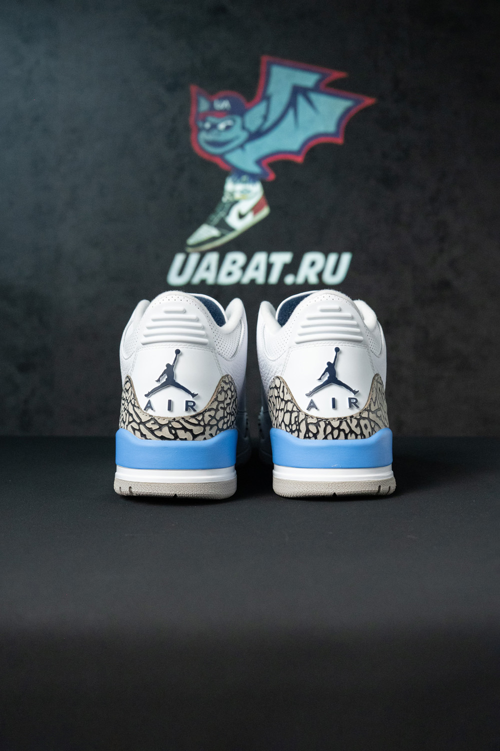 AIR JORDAN 3 RETRO 
