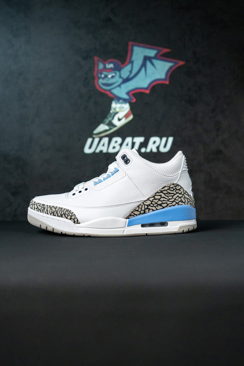 AIR JORDAN 3 RETRO 
