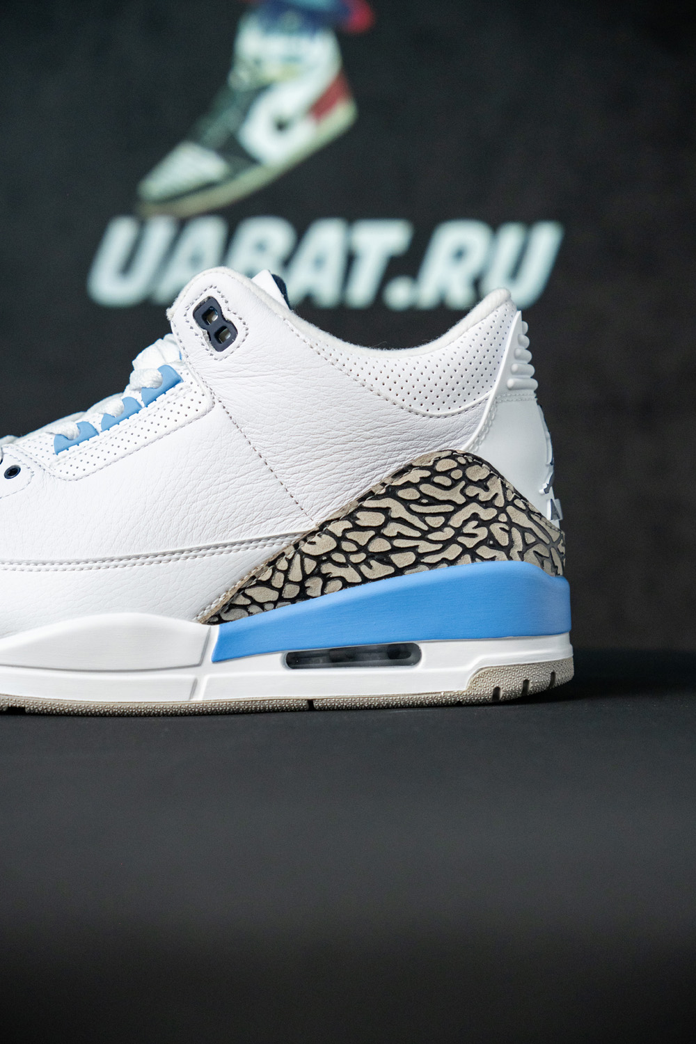 AIR JORDAN 3 RETRO 