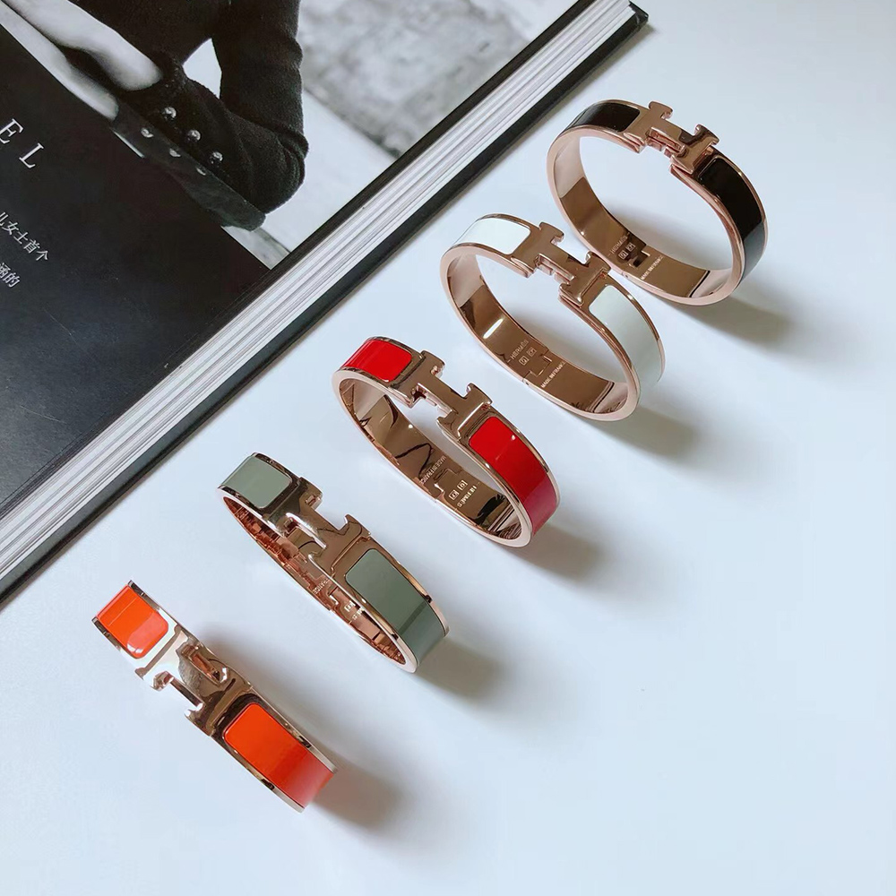 H**mes clic h bracelet