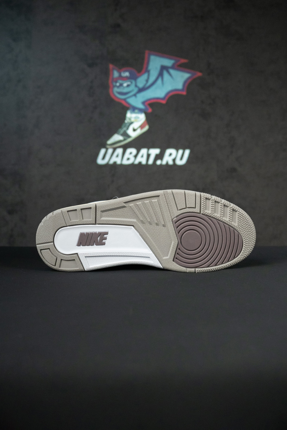 A MA Maniére X AIR JORDAN 3 RETRO SP 