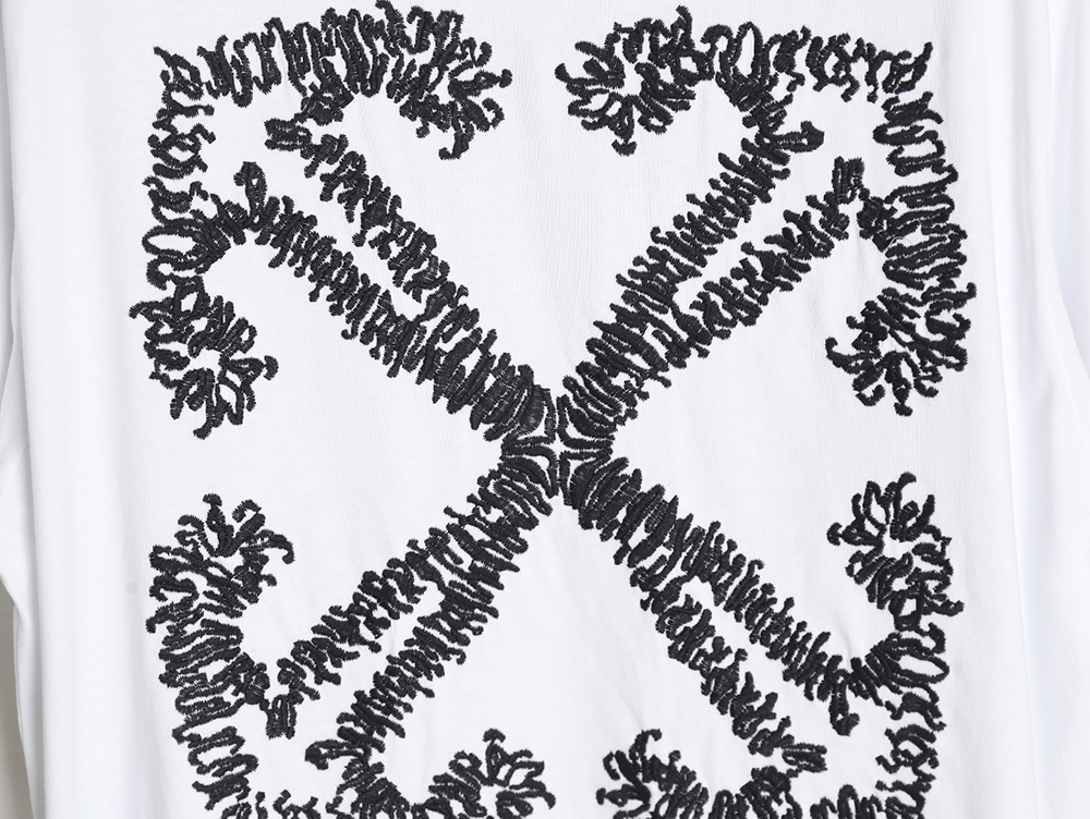 Off White OW embroidered arrow short sleeves