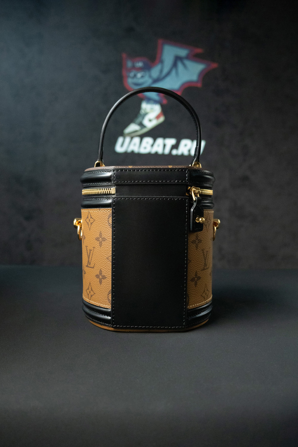 l0*is V*t0n bags m43986 15x17x15cm