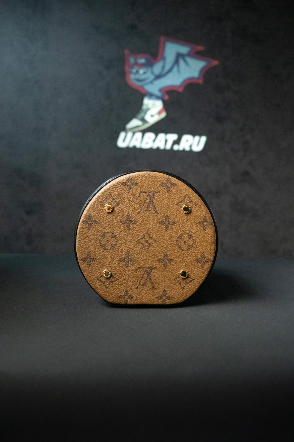 l0*is V*t0n bags m43986 15x17x15cm