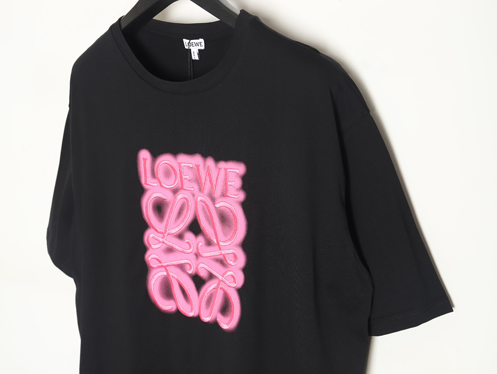 L0ew* 22ss fluorescent pink four grass embroidered short-sleeved t-shirt