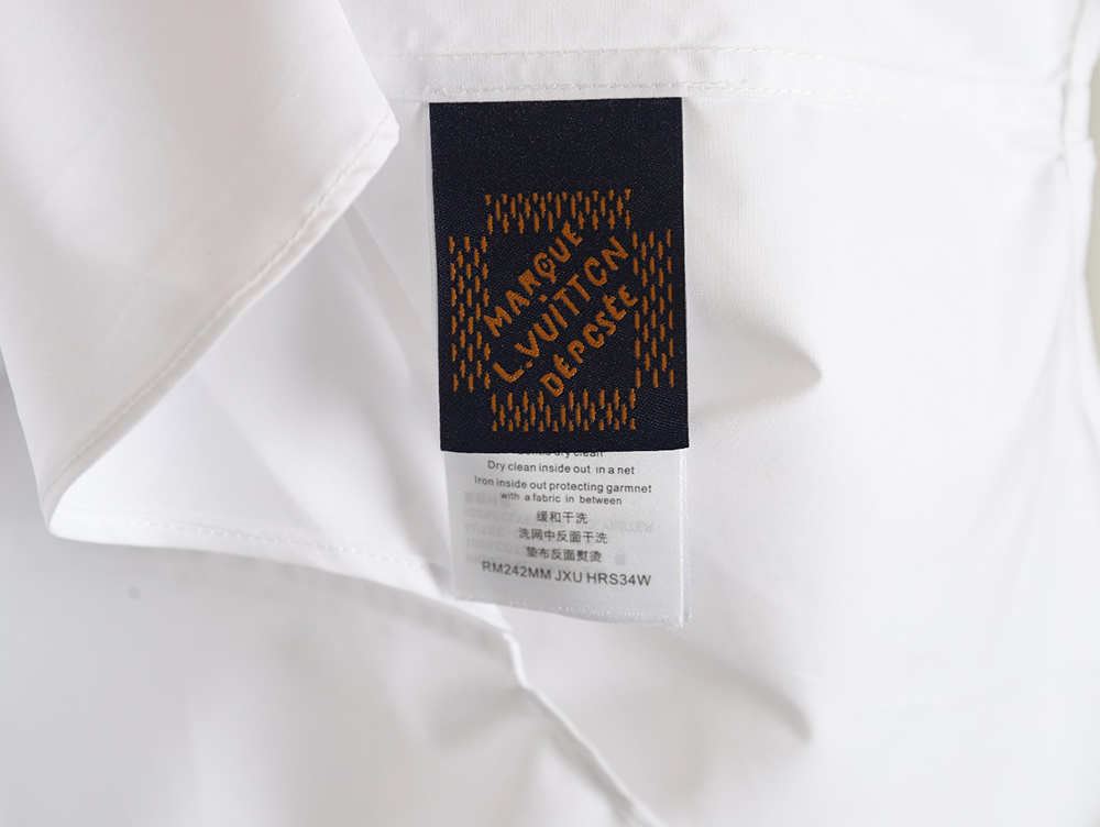 l0*is V*t0n new overs embroidered long-sleeved shirt