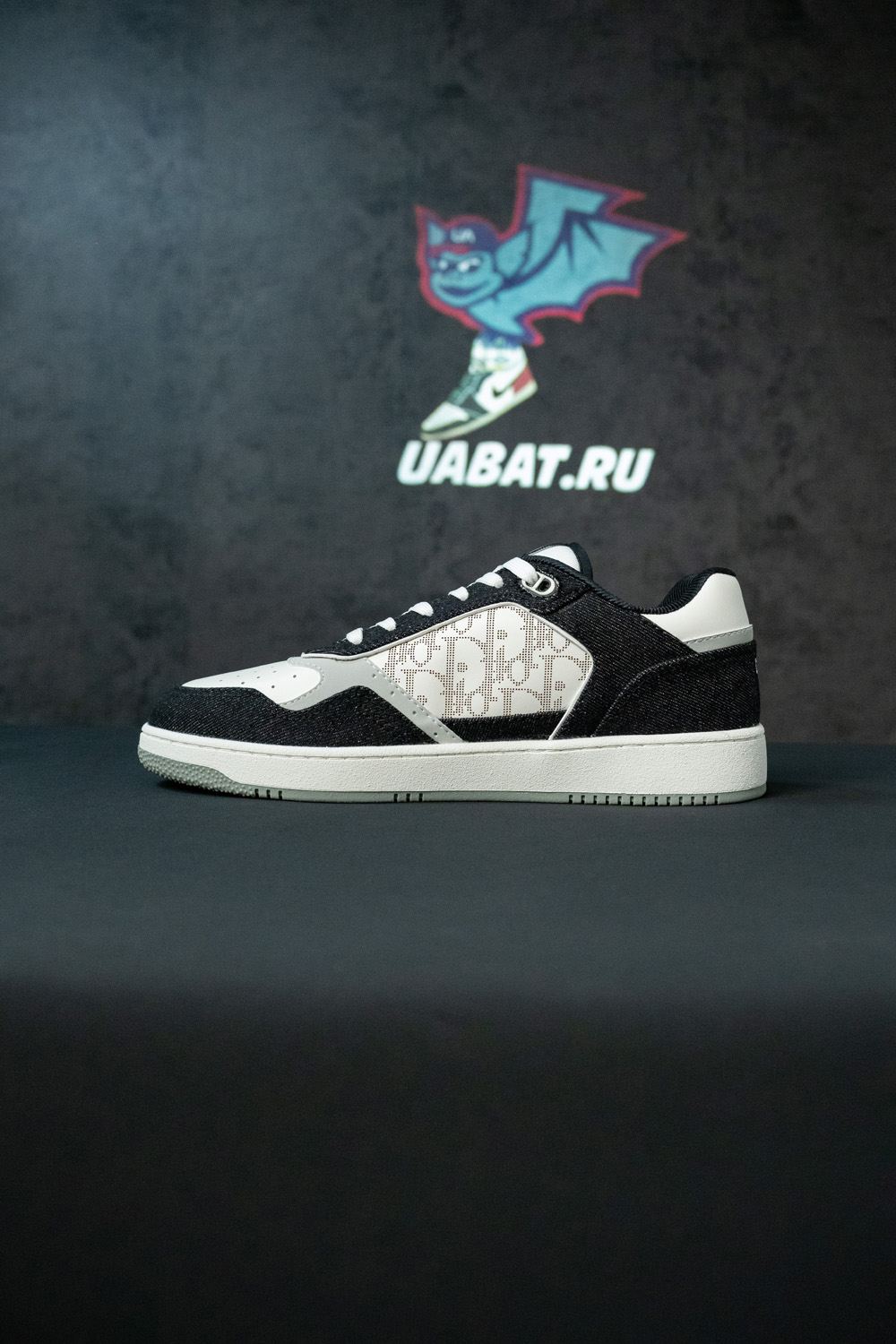 D*or b27 low-top sneaker