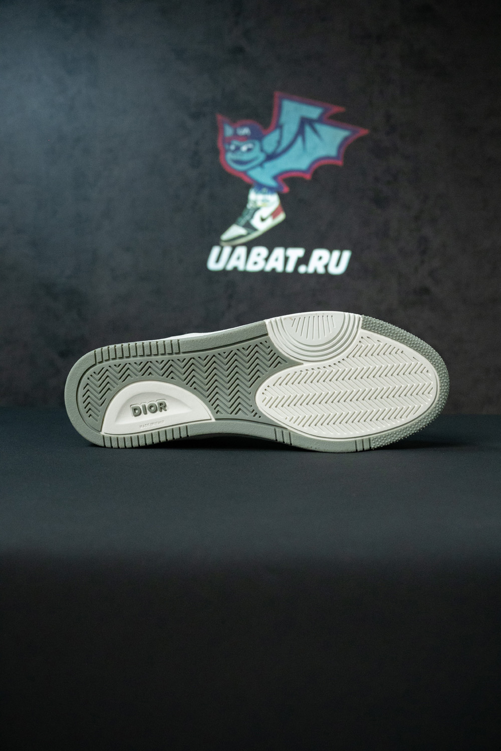 D*or b27 low-top sneaker