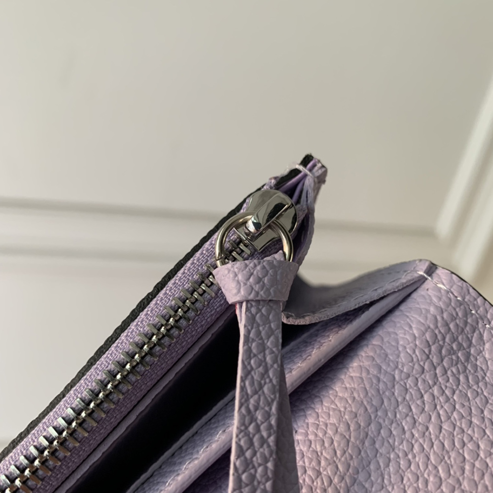 l0*is V*t0n wallets m82394 11*8*2.5cm