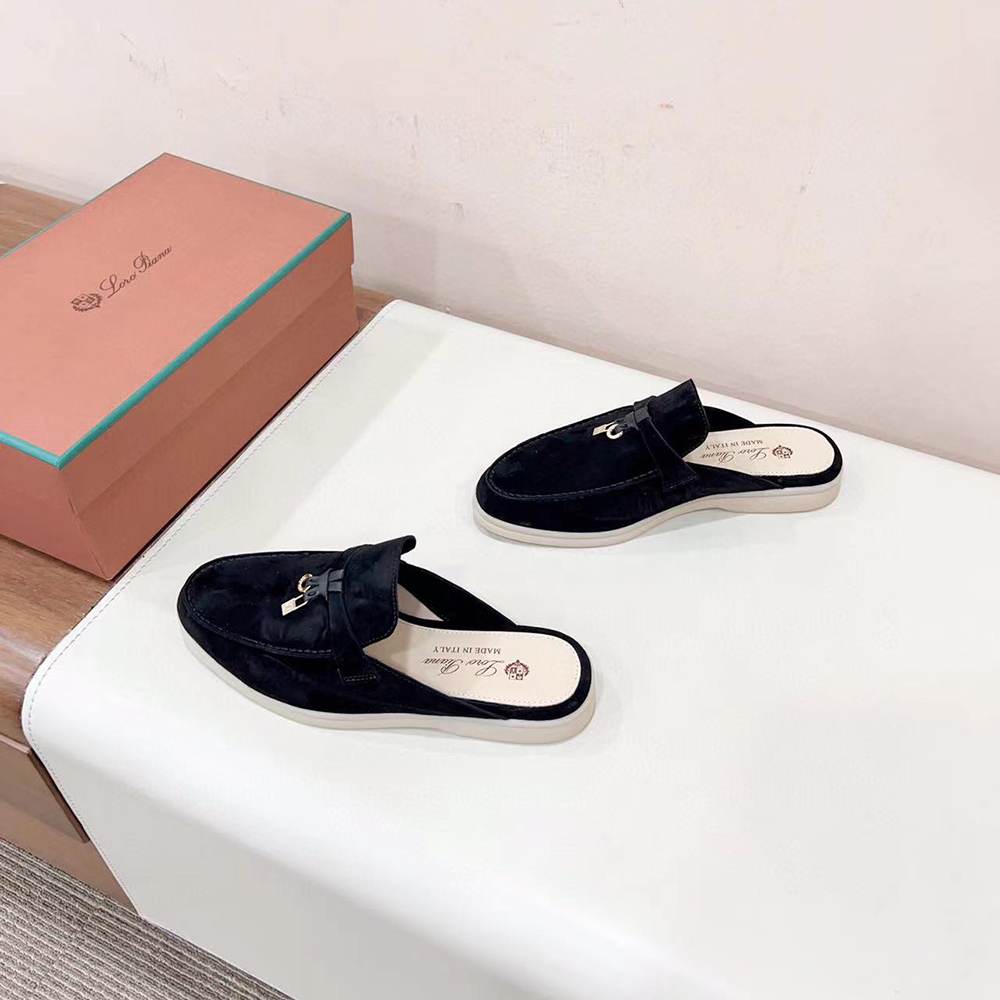 L**o p*ana babouche charms walk moccasin slippers