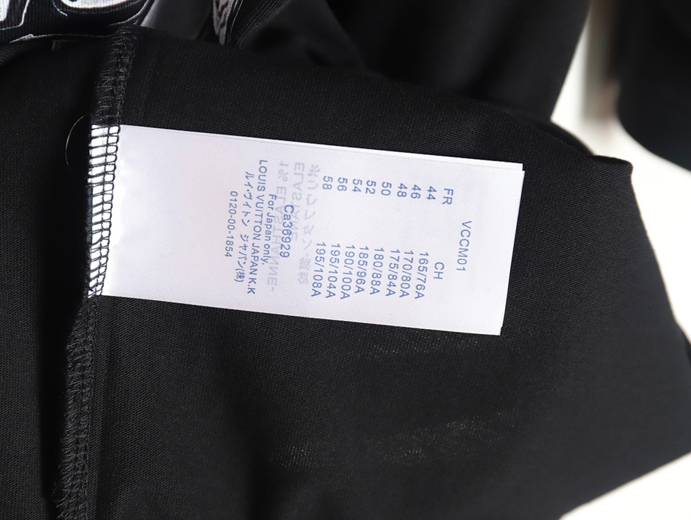 l0*is V*t0n disney co-branded red bugs bunny psychedelic short sleeve tsk2