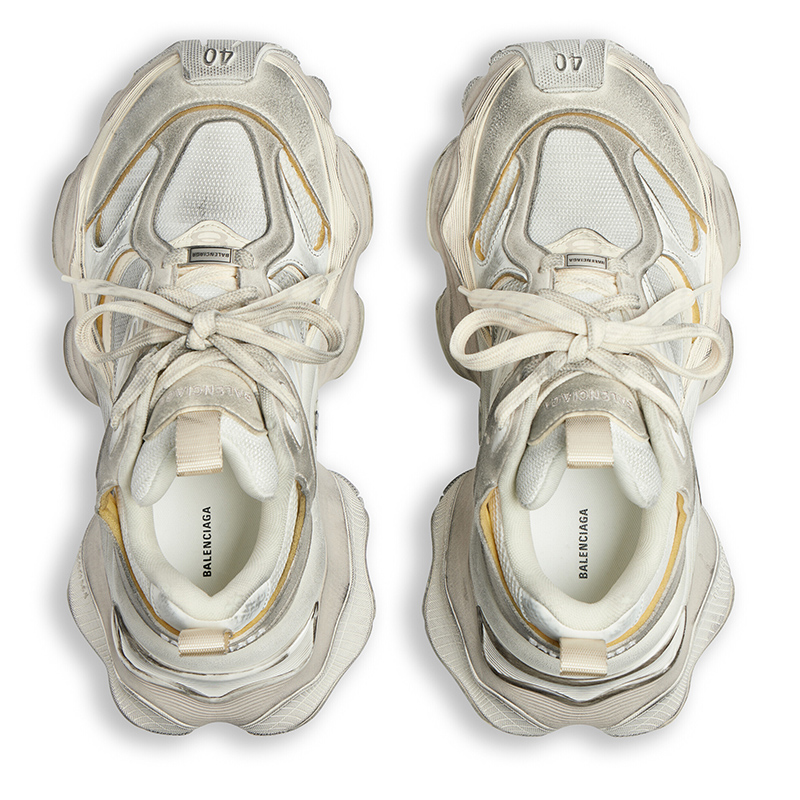 Ba*len*cia*ga cargo sneaker in light beige