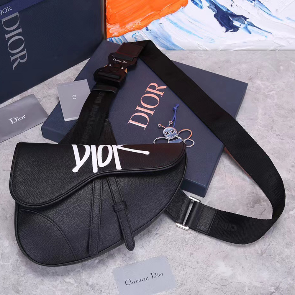 ch**an D*or bags h10e 19*26*4.3cm