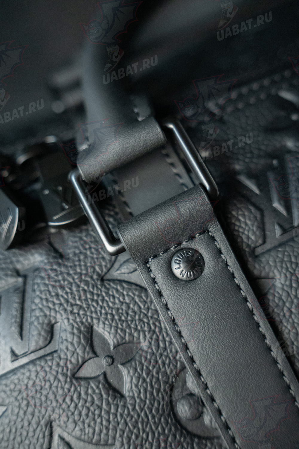 l0*is V*t0n bags m59025 50*29*23cm