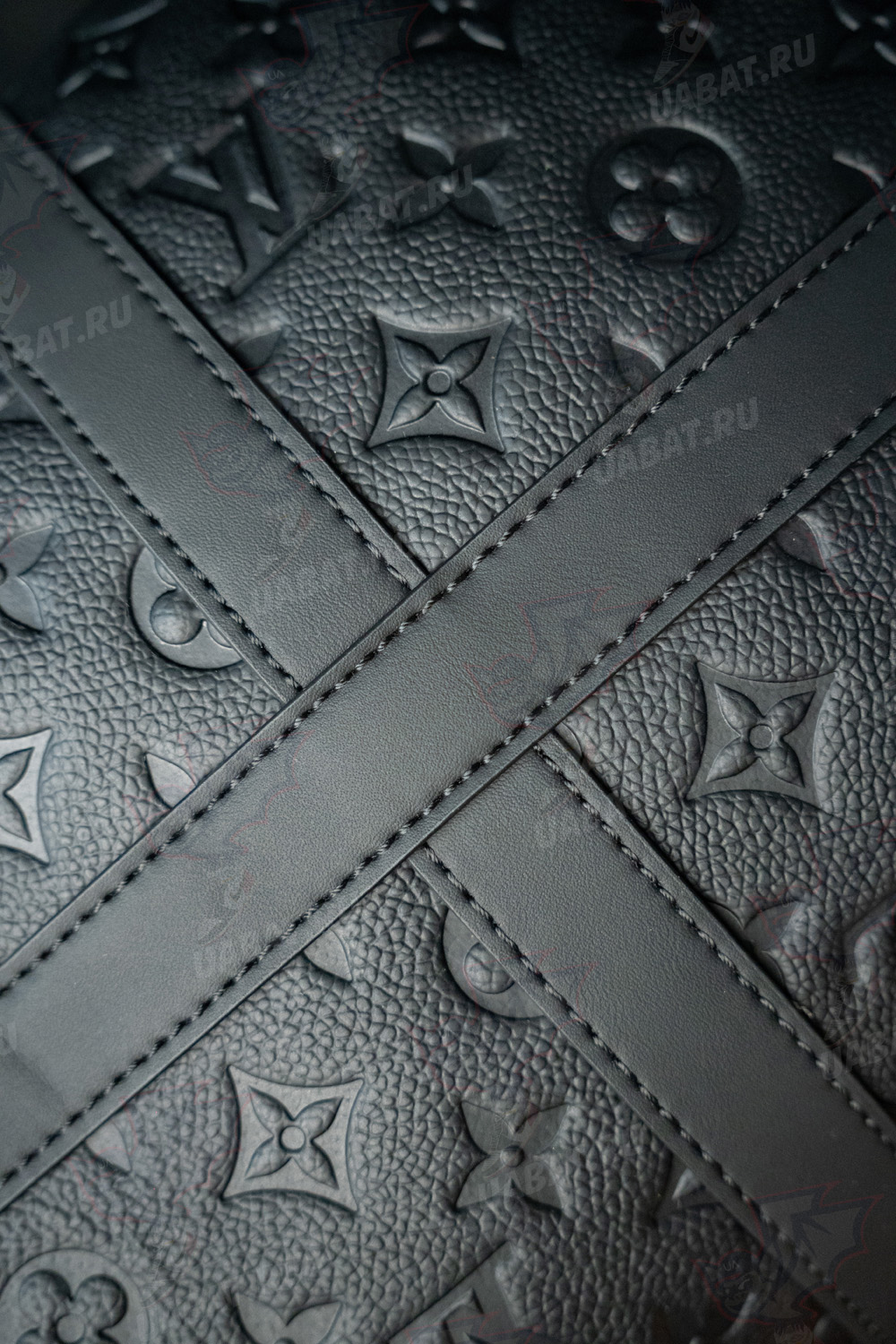 l0*is V*t0n bags m59025 50*29*23cm