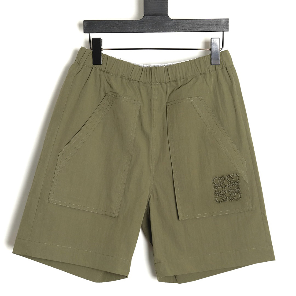 L0ew* olive green cotton blend shorts with embroidered pockets