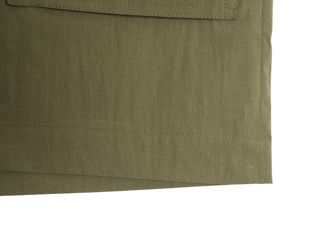 L0ew* olive green cotton blend shorts with embroidered pockets
