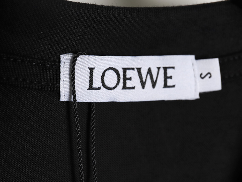L0ew* exclusive guinea fowl embroidered short sleeves