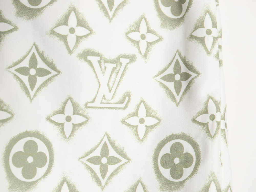 l0*is V*t0n 24ss distressed shorts with printed monogram