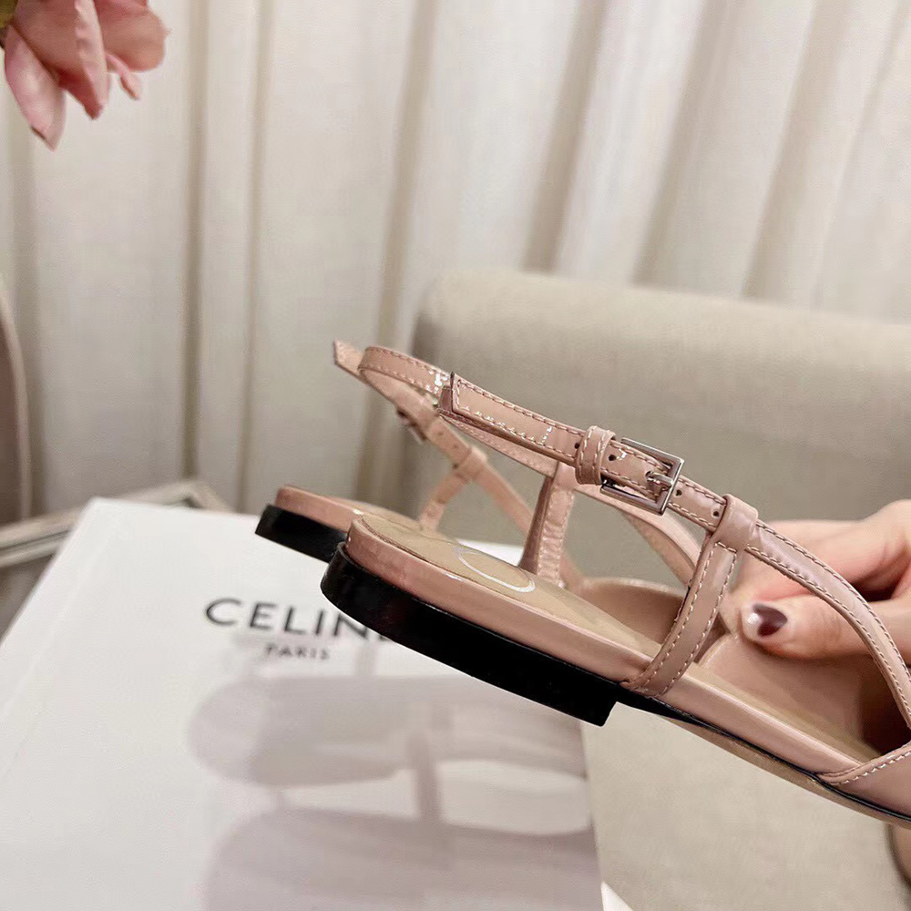 VALENTINO GARAVANI VLogo Signature Pumps