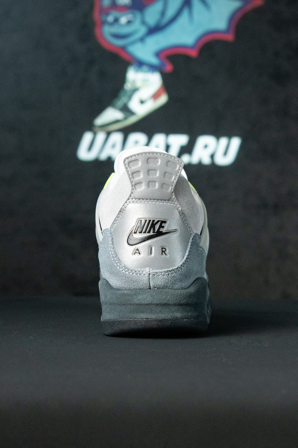 AIR JORDAN 4 RETRO SE 