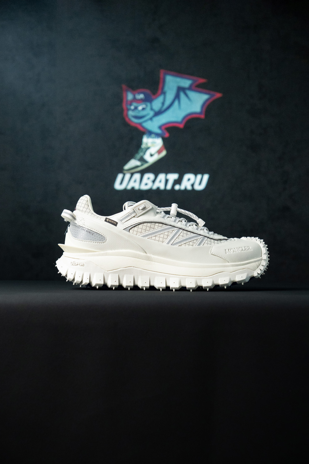 Moncler Trailgrip GORE-TEX Low 