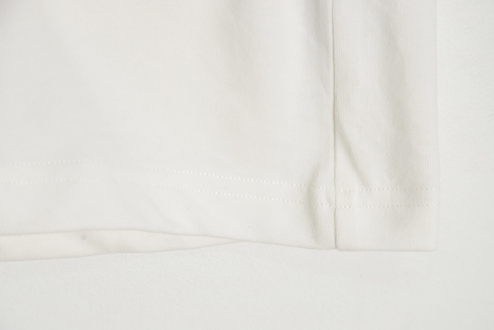 G*u*i & ha ha ha cherry print short sleeves