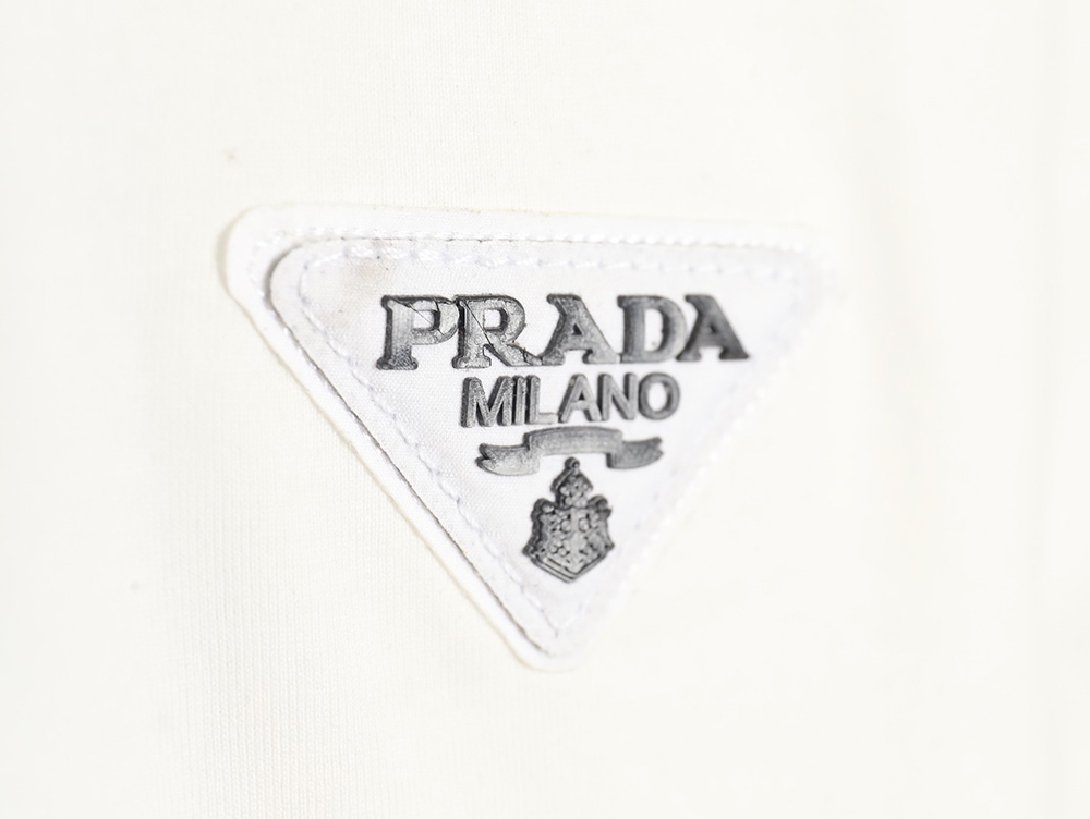 Pra*a inverted triangle chest short-sleeved t-shirt