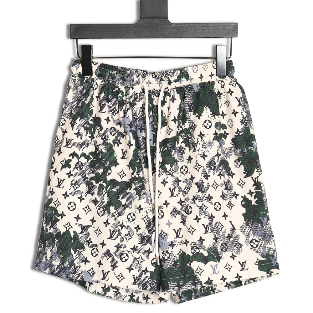 l0*is V*t0n all-over print shorts tsk1