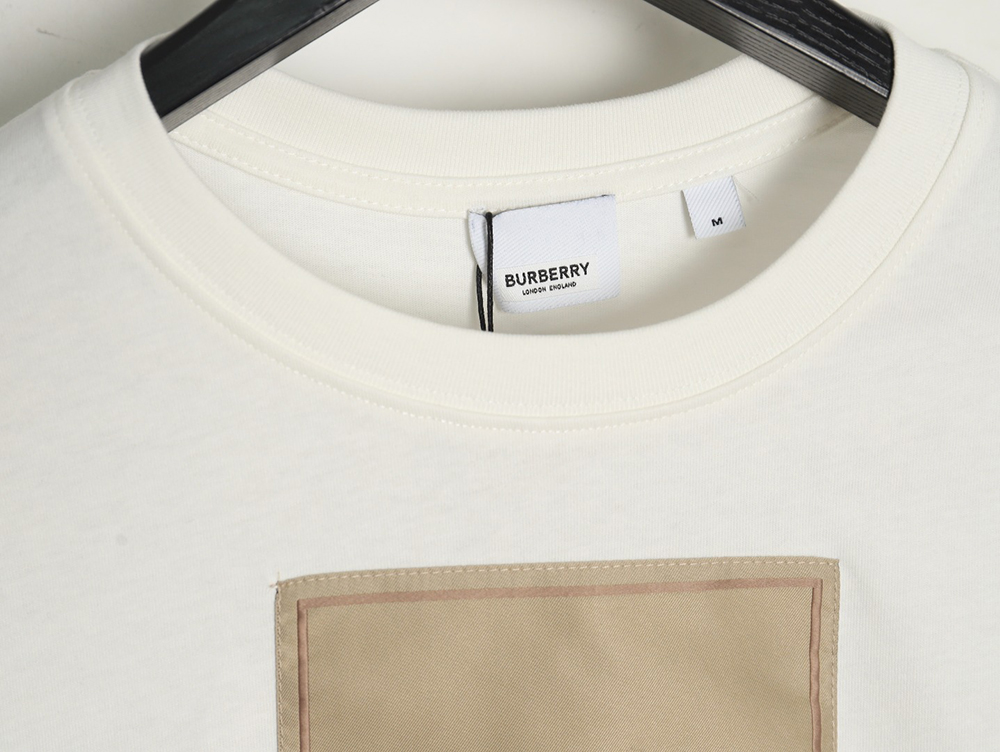 B**rry chest label short sleeve t-shirt