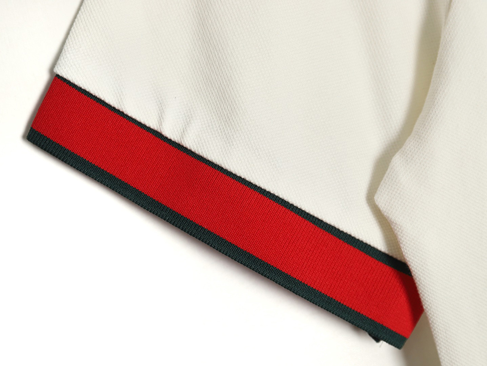 G*u*i short-sleeved polo shirt with red cuffs and double g embroidery