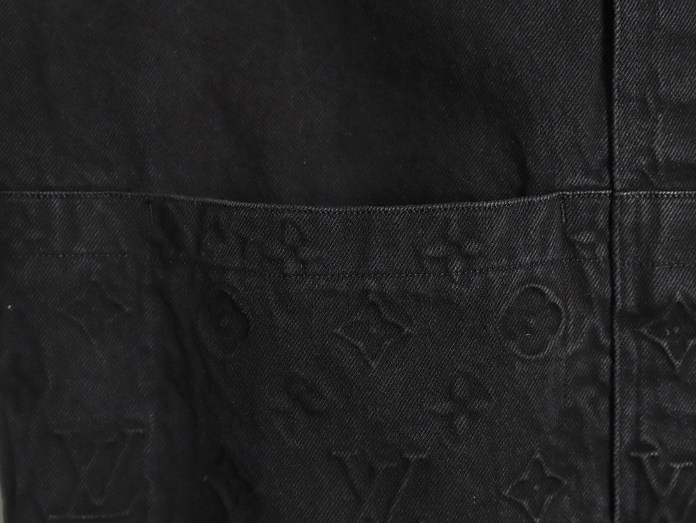 l0*is V*t0n embossed denim short-sleeved shirt