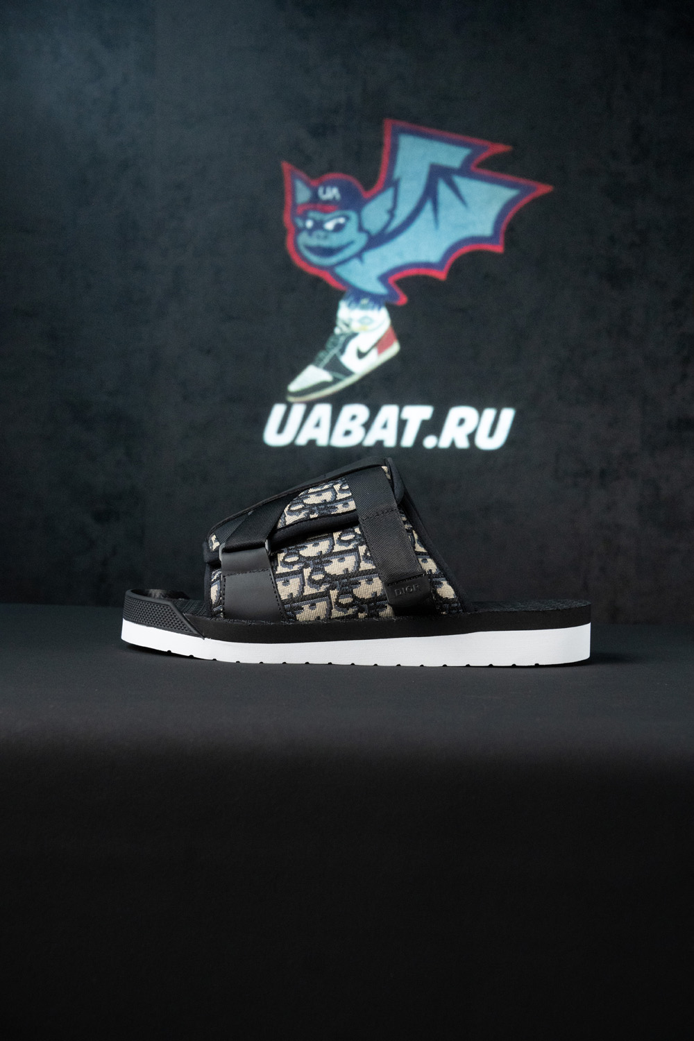 D*or alpha sandal beige and black