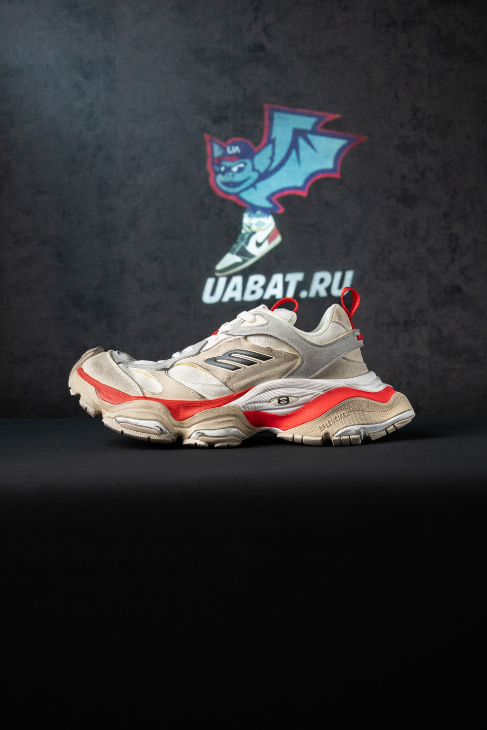 Ba*len*cia*ga cargo sneaker in beige, grey and red