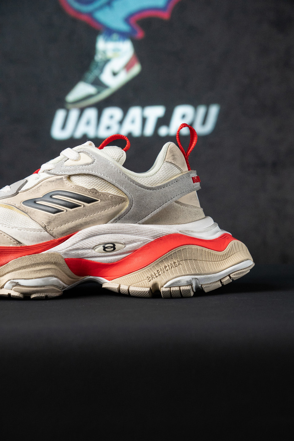 Ba*len*cia*ga cargo sneaker in beige, grey and red