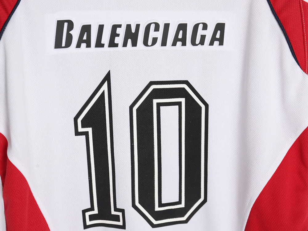 Ba*len*cia*ga mesh hockey jersey