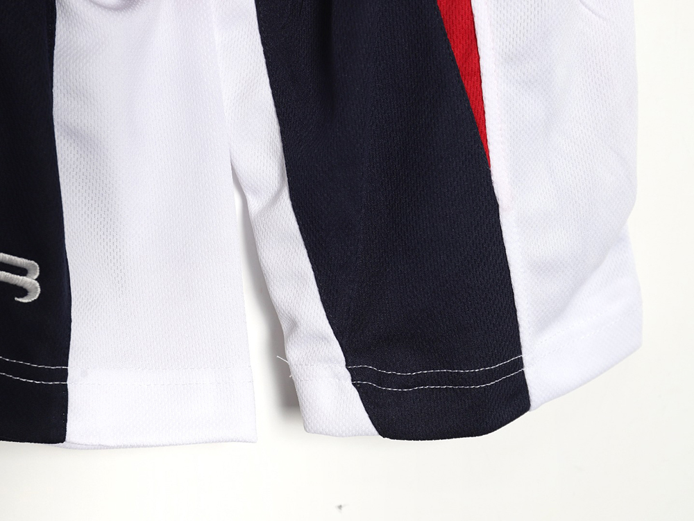 Ba*len*cia*ga mesh hockey jersey