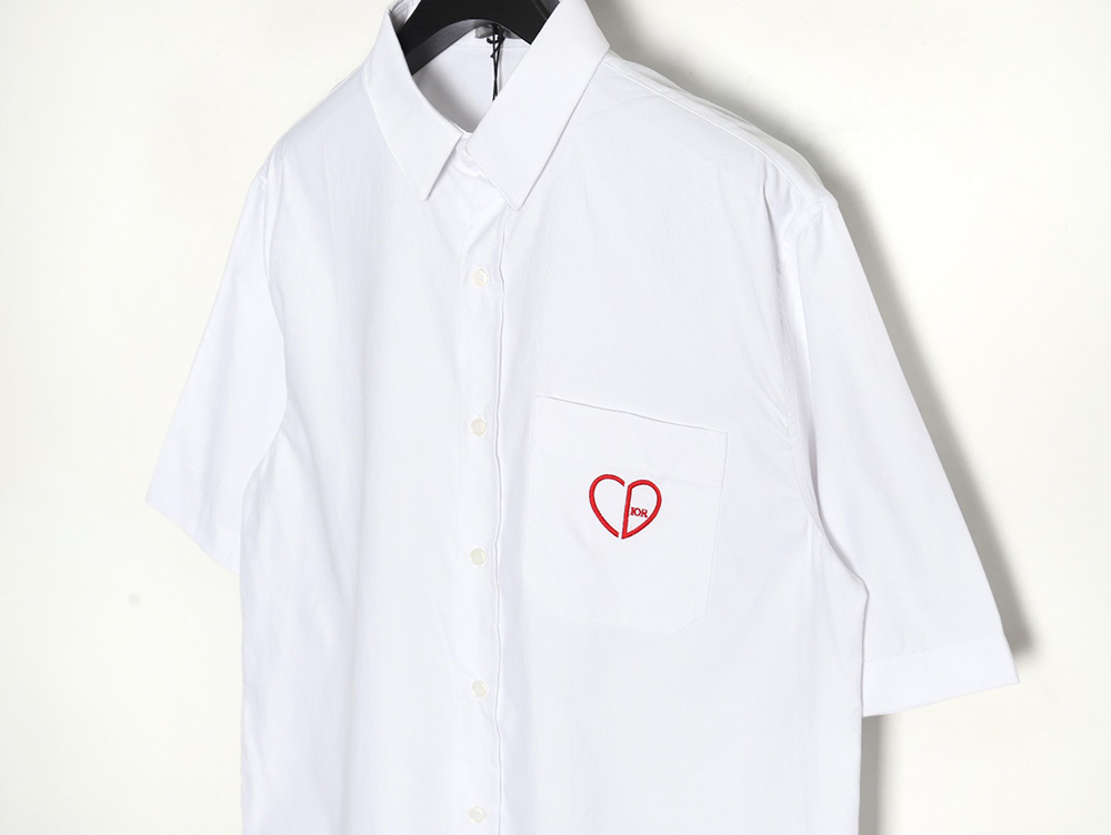 D*or short-sleeved shirt with heart embroidery on pockets