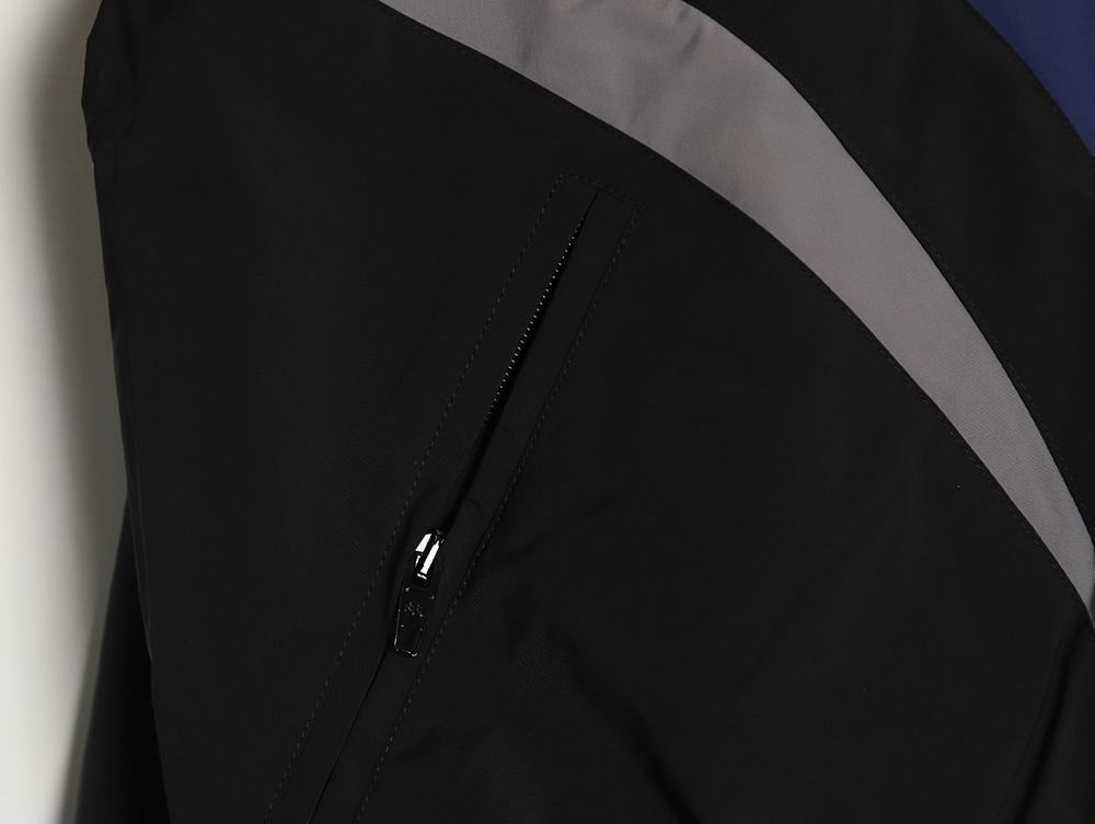 Ba*len*cia*ga 3b black and blue stitching stand collar jacket