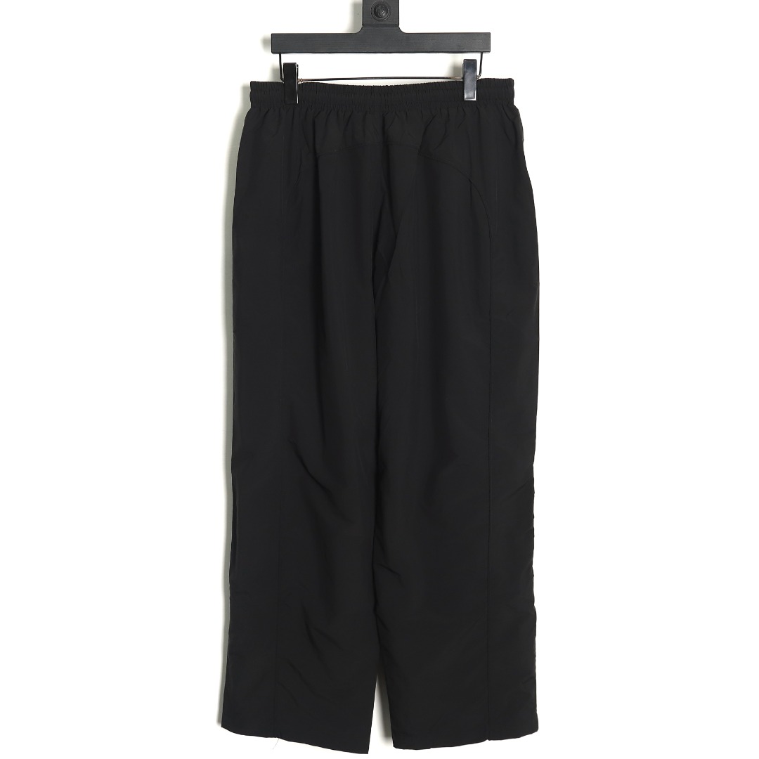 Ba*len*cia*ga manchester united embroidered panel woven trousers