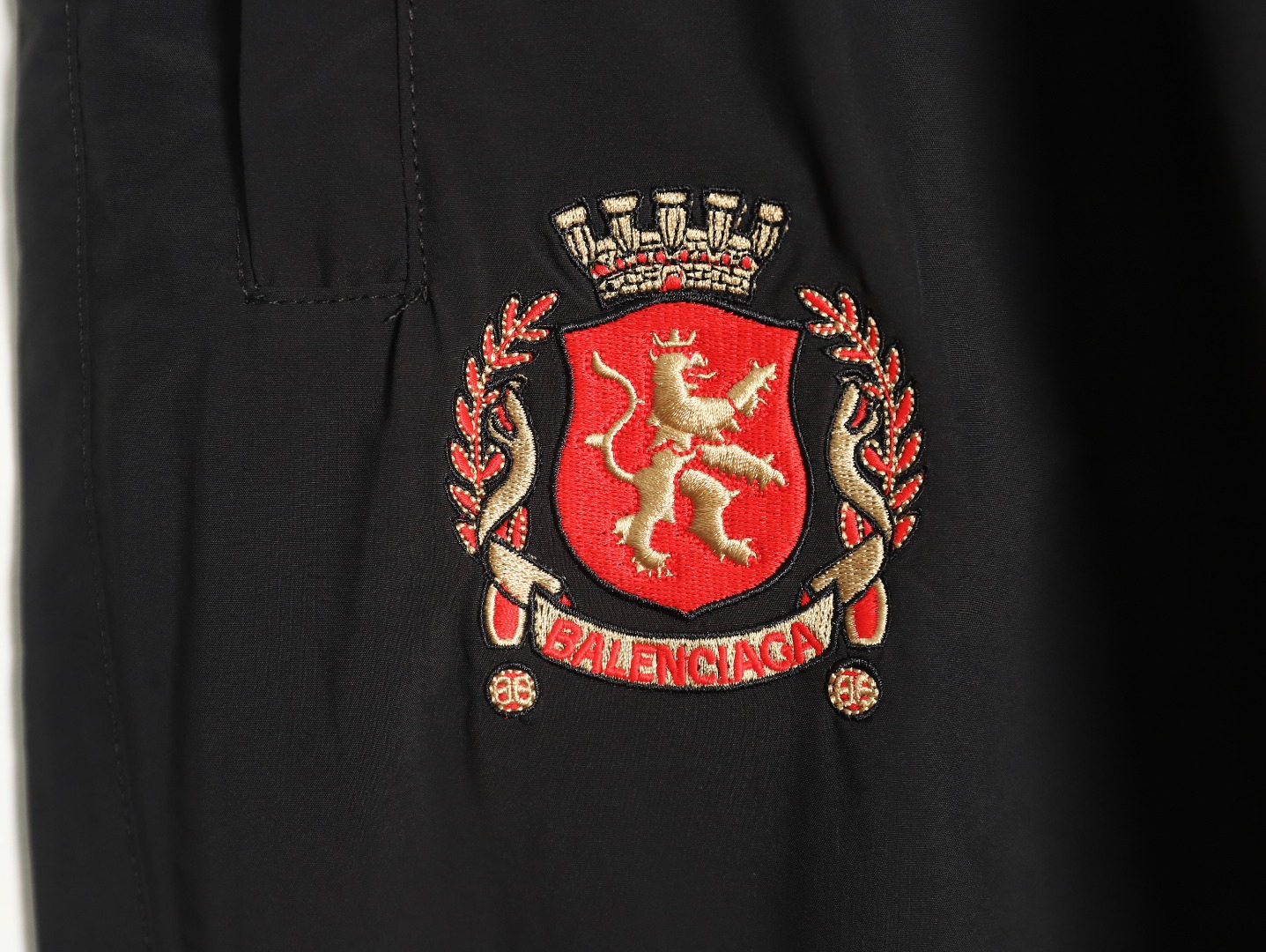 Ba*len*cia*ga manchester united embroidered panel woven trousers