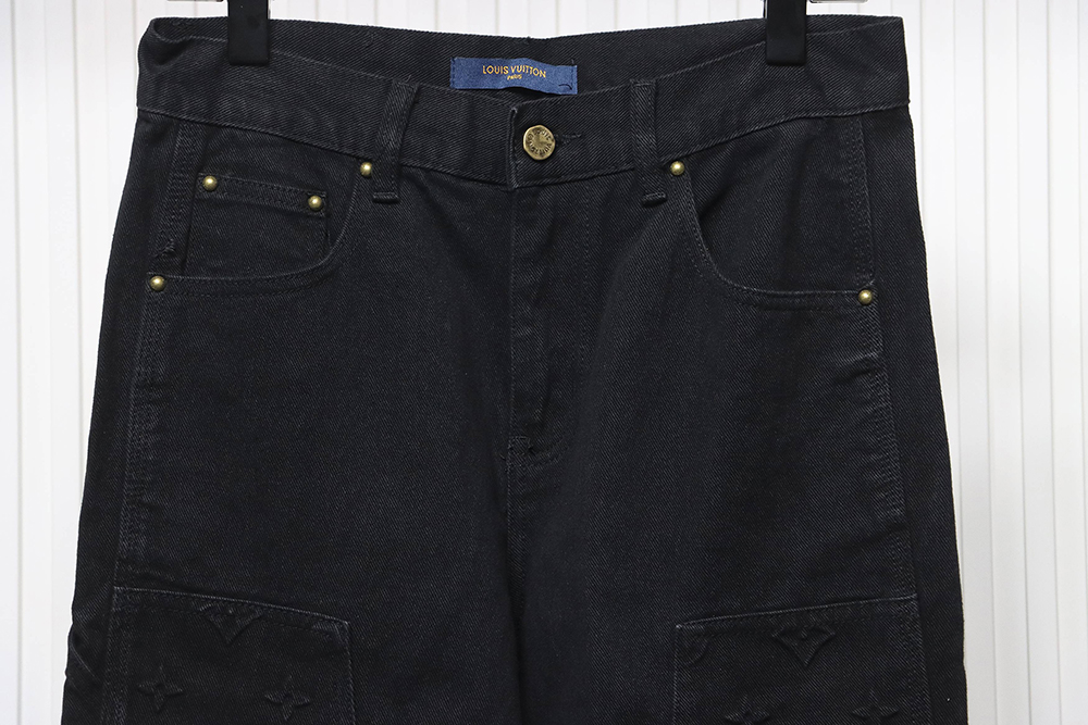 l0*is V*t0n embossed denim overalls