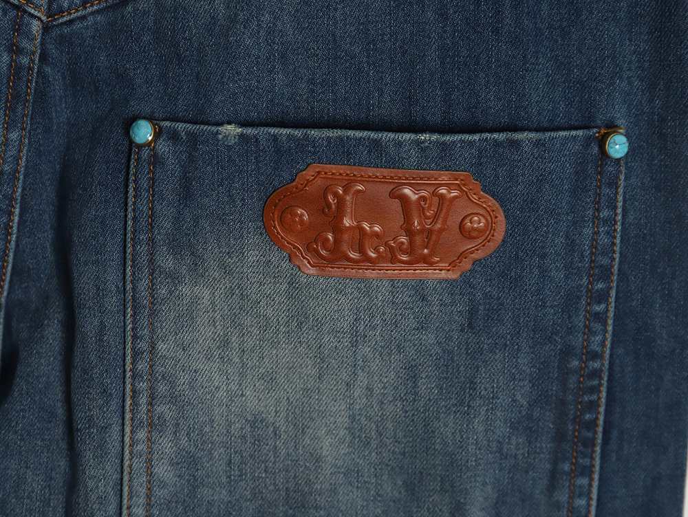 l0*is V*t0n enamel button washed distressed cargo jeans