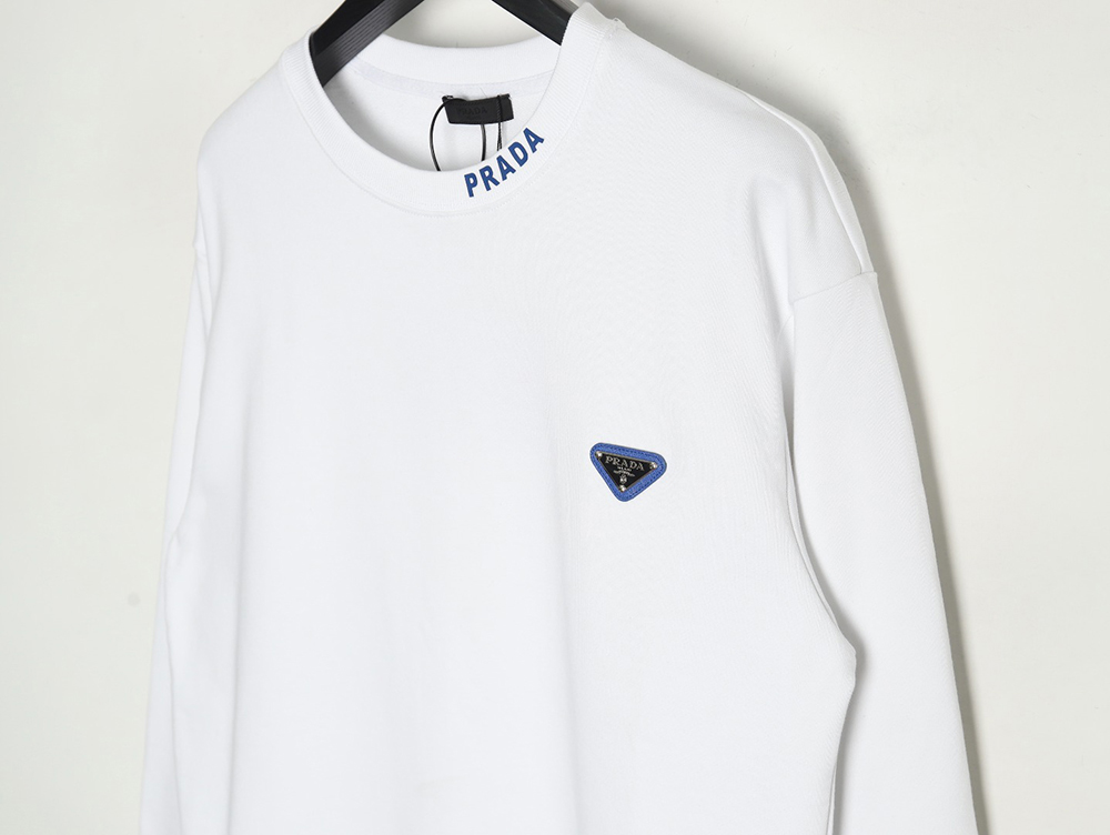 Pra*a triangle logo collar lettering round neck sweatshirt