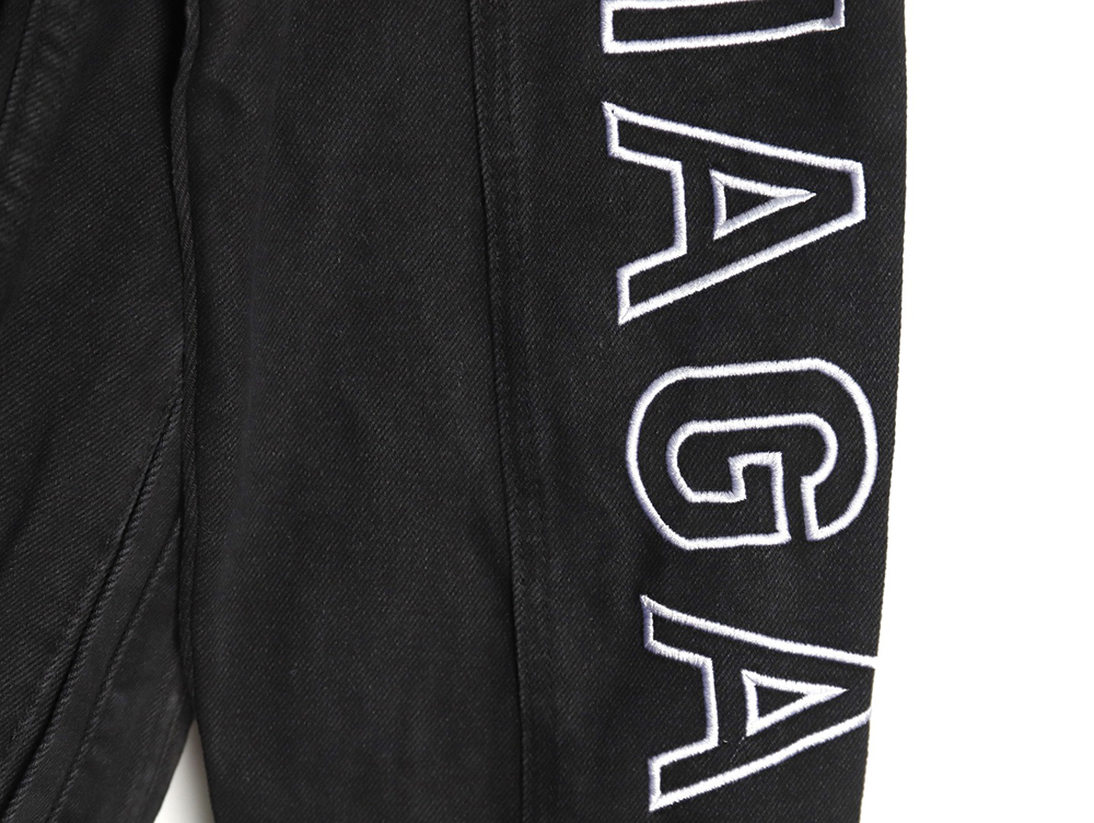 Ba*len*cia*ga logo-embroidered single-breasted denim jacket
