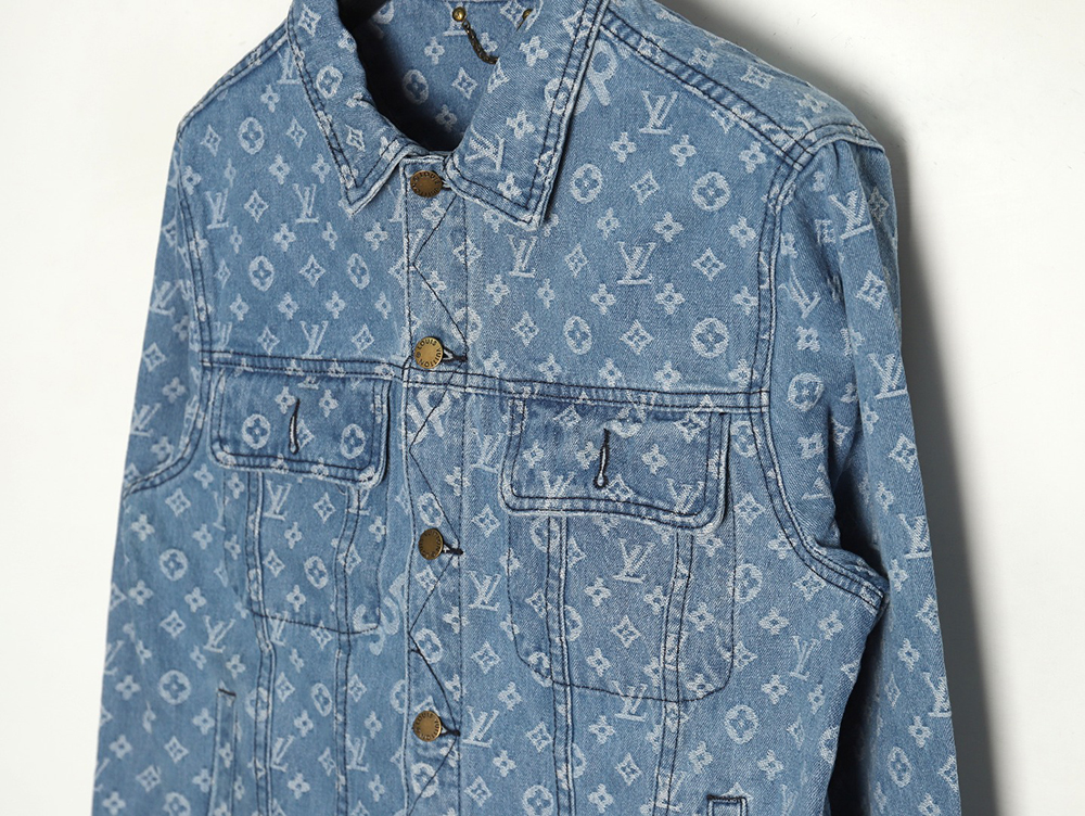 l0*is v*t0n & S*p*e joint full print denim jacket