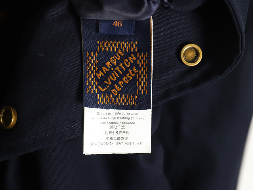 l0*is V*t0n chest lettering cotton jacket