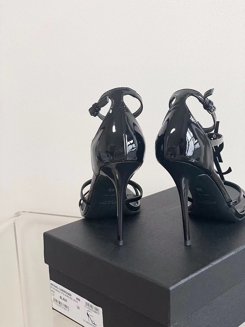 Sa**t Lau*nt cassandra patent leather high heels h:10cm
