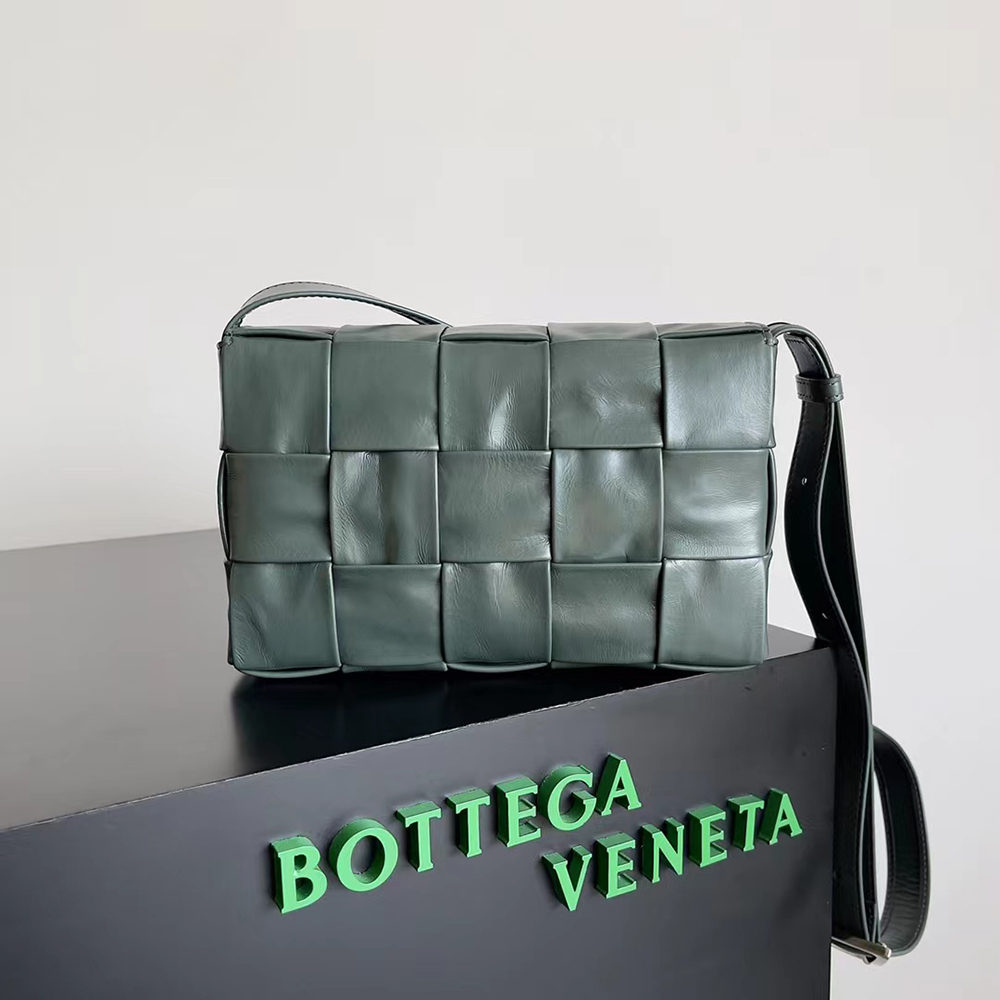 bo*te*ga Ve*ne*ta bags 667298 23*15*5cm