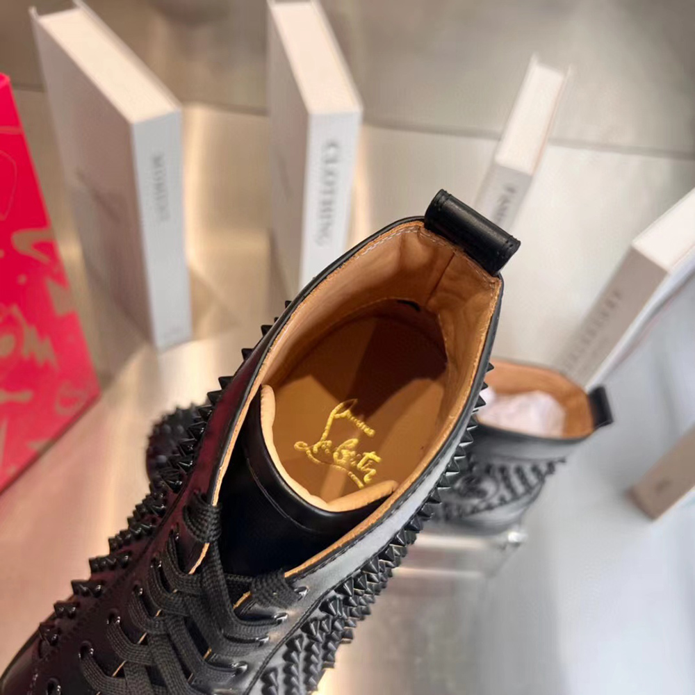 Ch**an louboutin l0*is spikes sneakers black